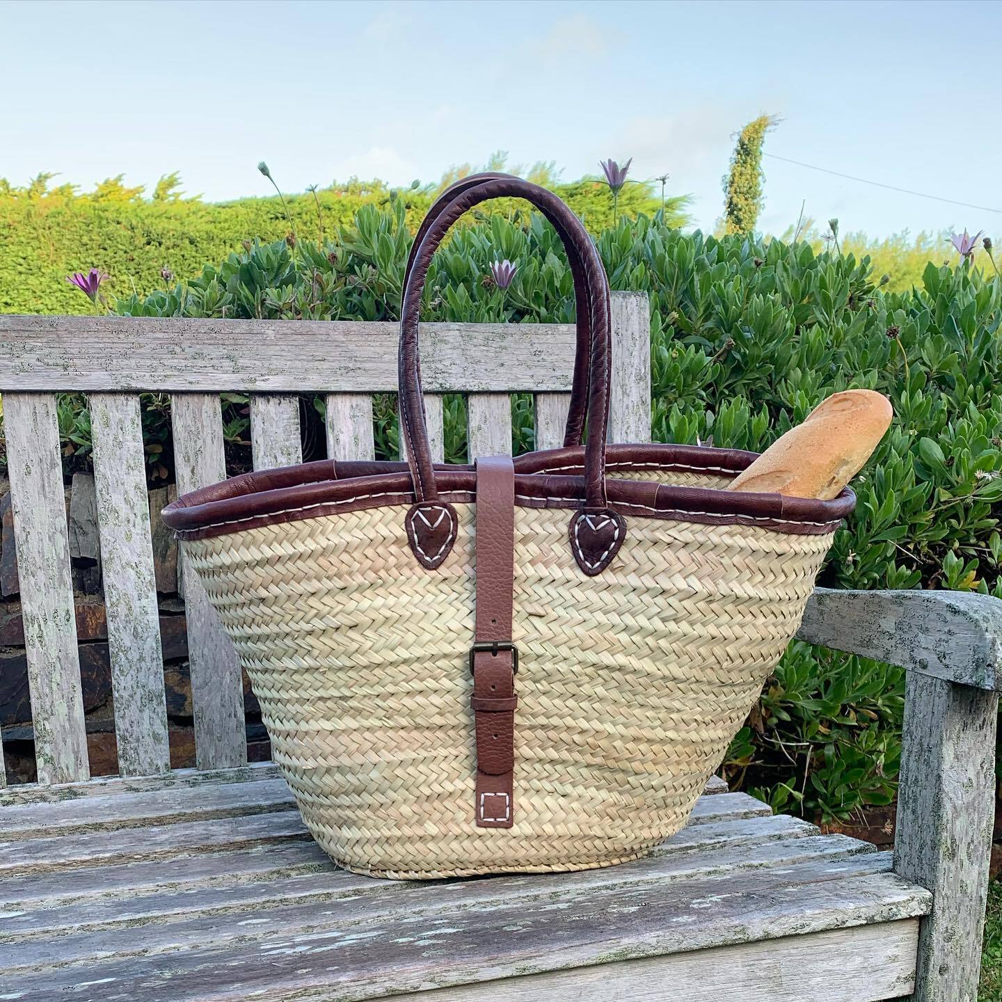 244638243_559621071995077_5752956676641605245_n